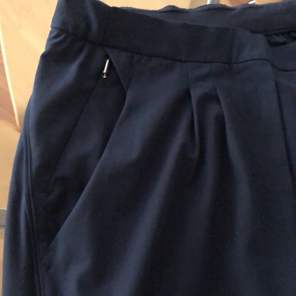 Lululemon pants - Picture 4 of 4